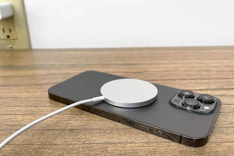 iPhone 13 Pro Max vs Galaxy S21 Ultra: Đâu mới là “ông hoàng flagship“ hiện nay? 8 iPhone 13 Pro Max vs Galaxy S21 Ultra dau moi la 3 1638958531 889 width780height520