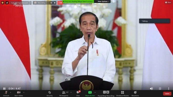 Tanggapi-Ramai-Sejumlah-Nama-Capres-2024-Jokowi-ke-Relawan-Masih-3-Tahun-Lagi-Woles-Aja