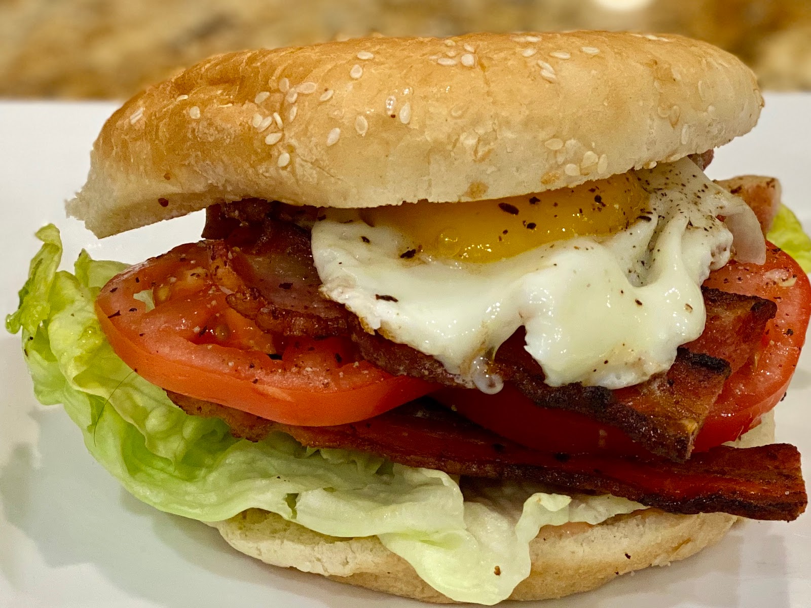 GREAT EATS HAWAII BACON, LETTUCE, TOMATO AND EGG SANDWICH