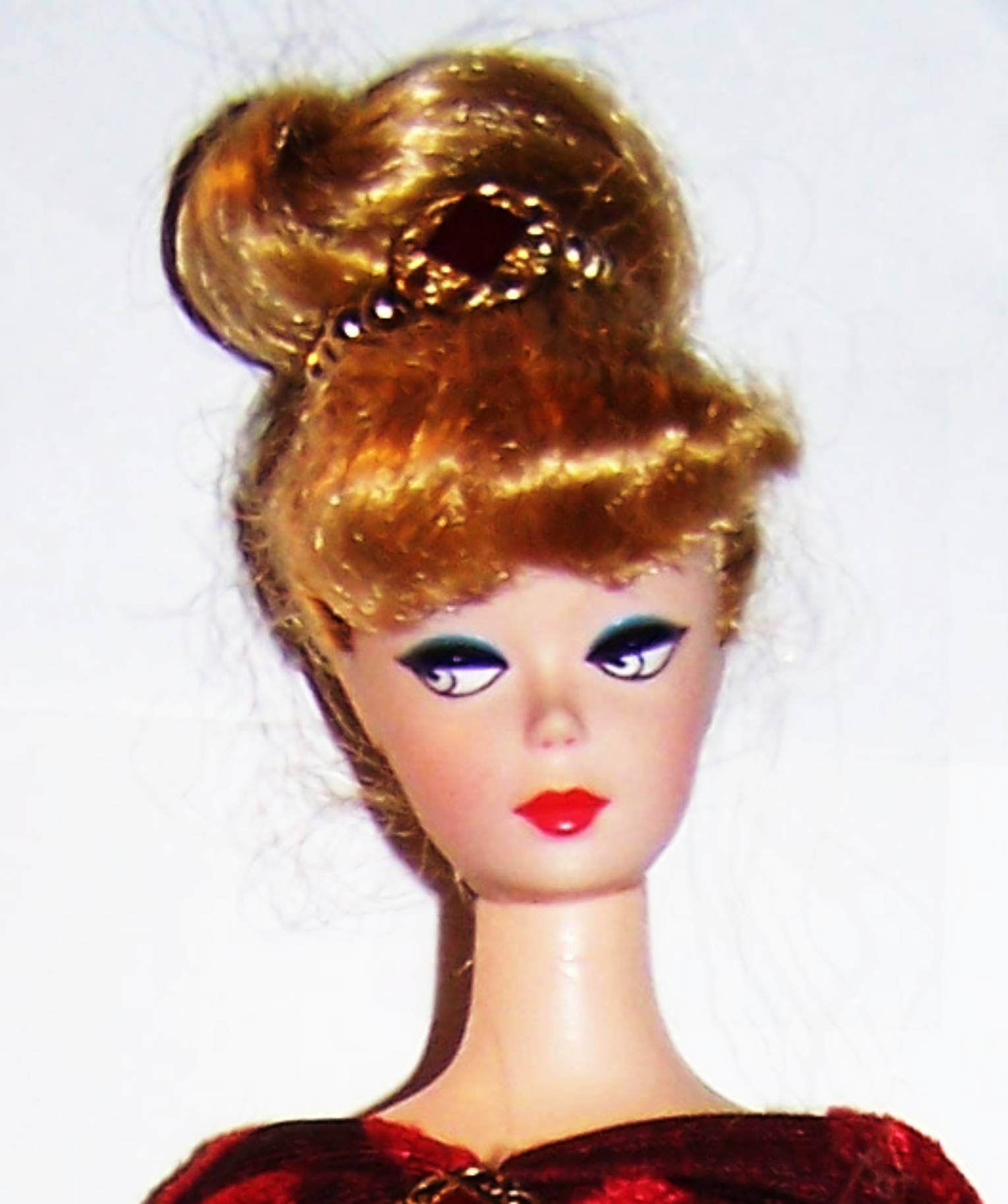 Nora's Nifty Notions: BARBIE, MAKE CHRISTMAS CARDS, ANGEL CHRISTMAS