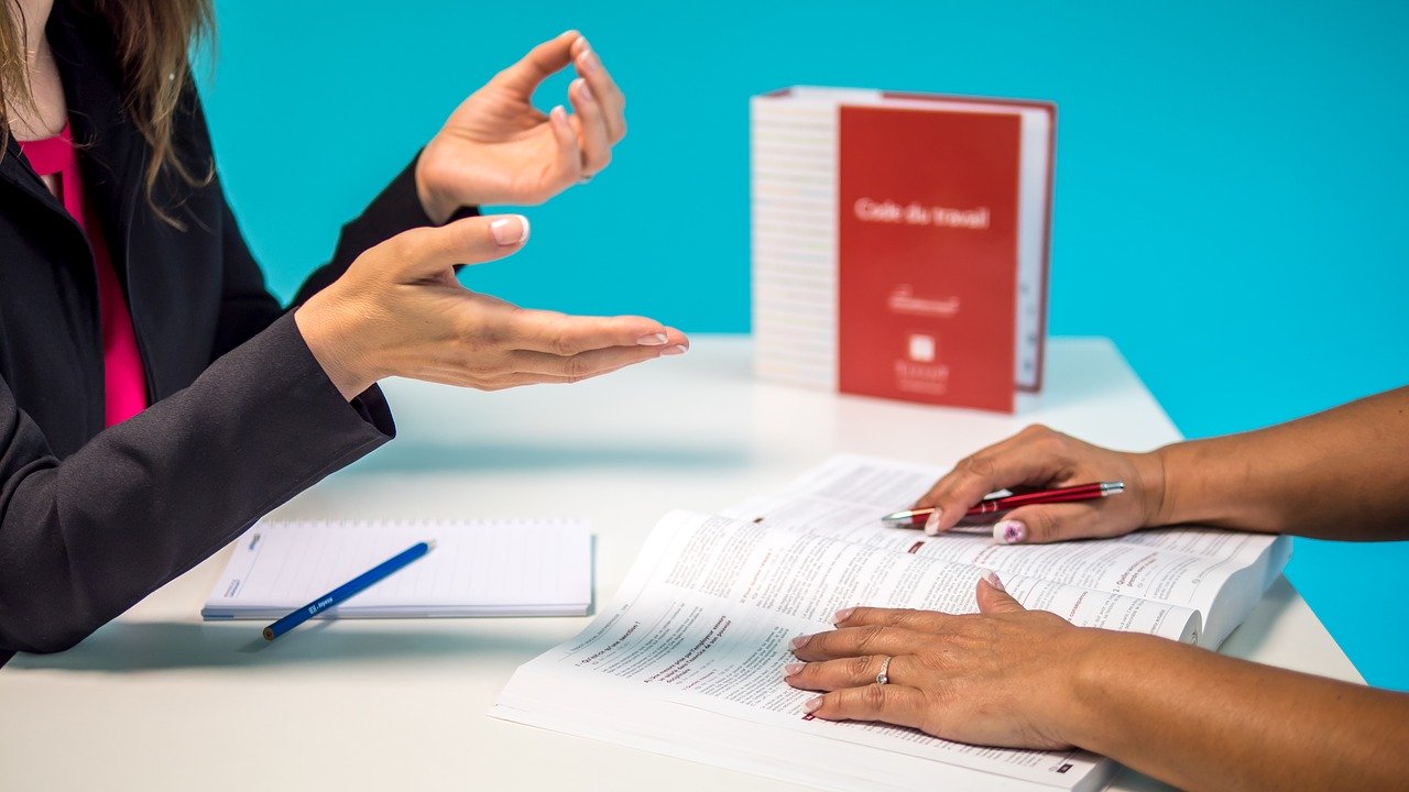 California Labor Laws on Breaks Explained