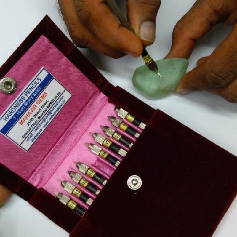 iQu Gem Mart Hardness Pencils