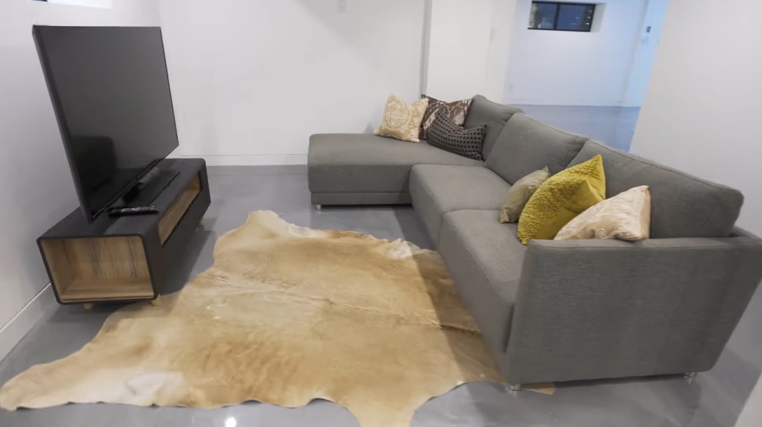 35 Interior Design Photos vs. 4 Velma Dr, Toronto Luxury Home Tour