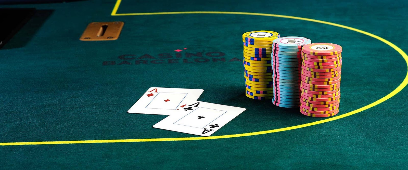 Belajar Trik Manipulasi Permainan Poker untuk Menang - Poker Cemburu