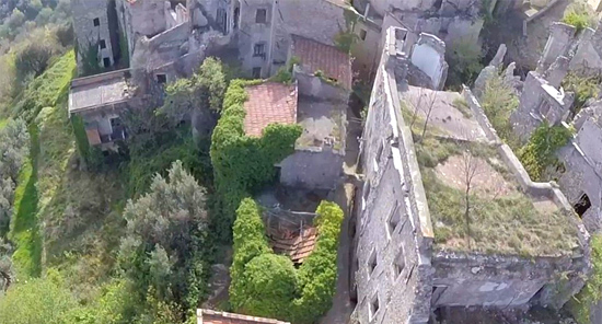 Balestrino - Cidade fantasma medieval na Itália 2