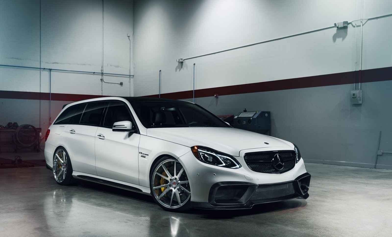 Мерседес e63 АМГ