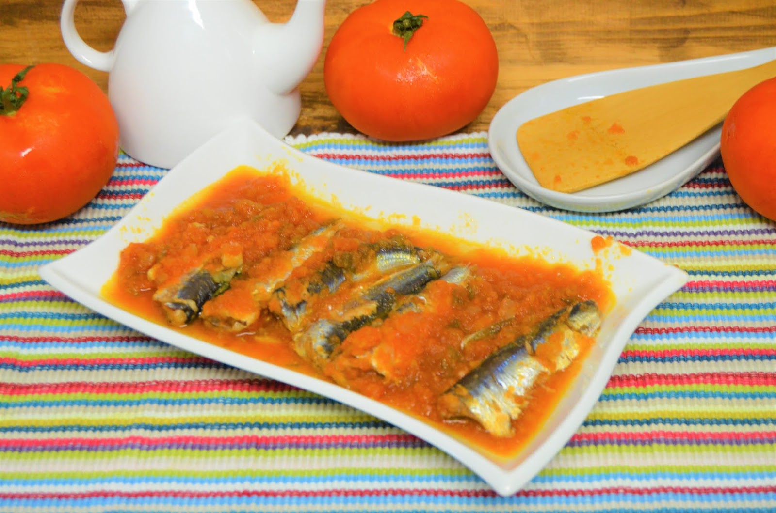 SARDINAS EN SALSA DE TOMATE Cocinando a fuego lento con Crock Pot