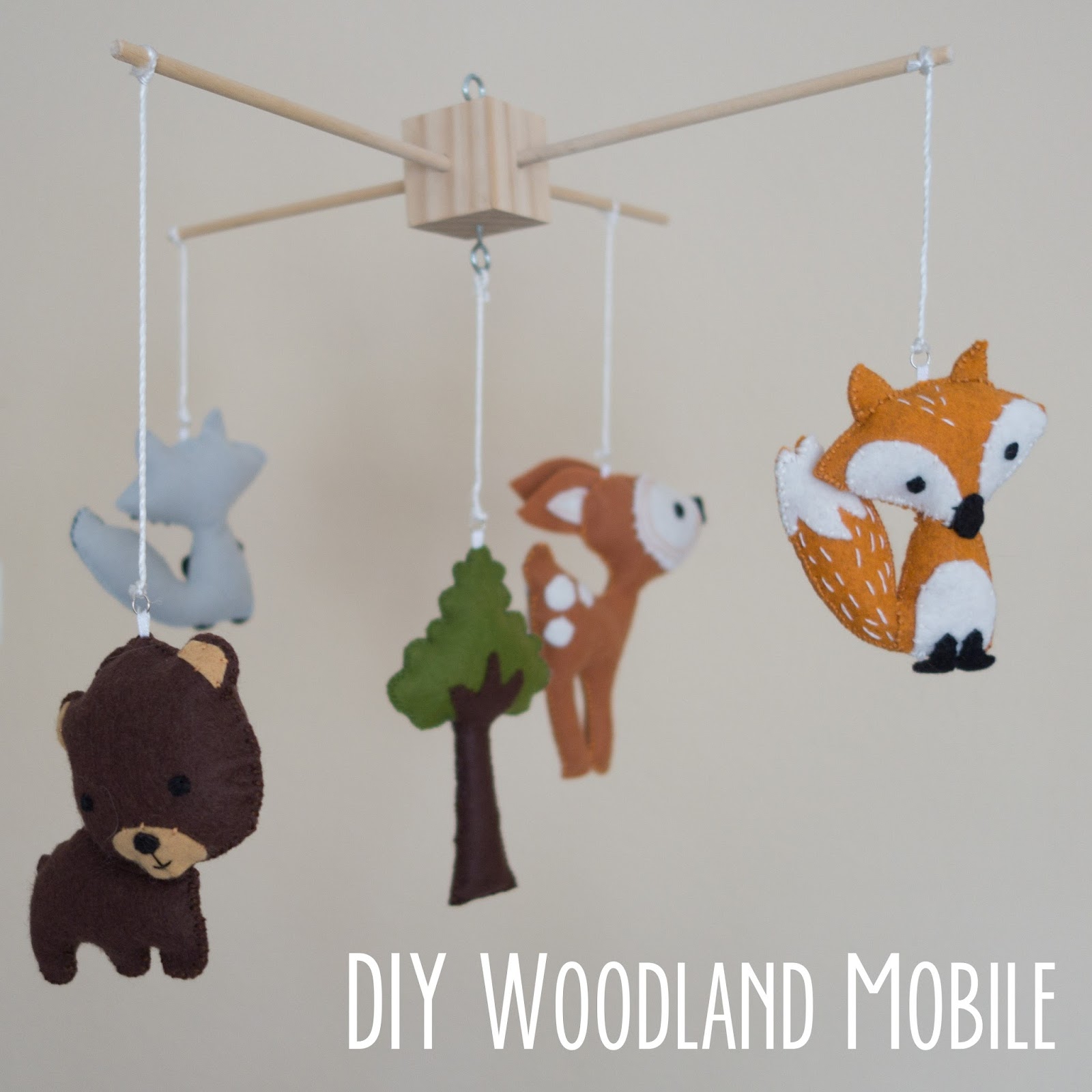 DIY Woodland Mobile Circle + Arrow