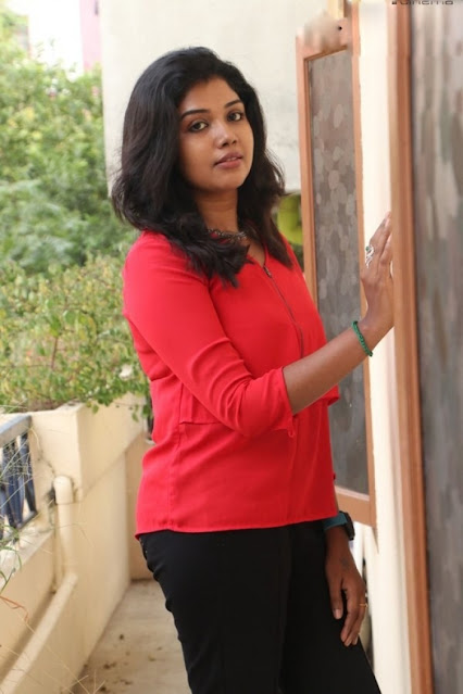 Actress Riythvika Latest Cute Photos Navel Queens Actress Riythvika Latest Cute Photos Navel Queens