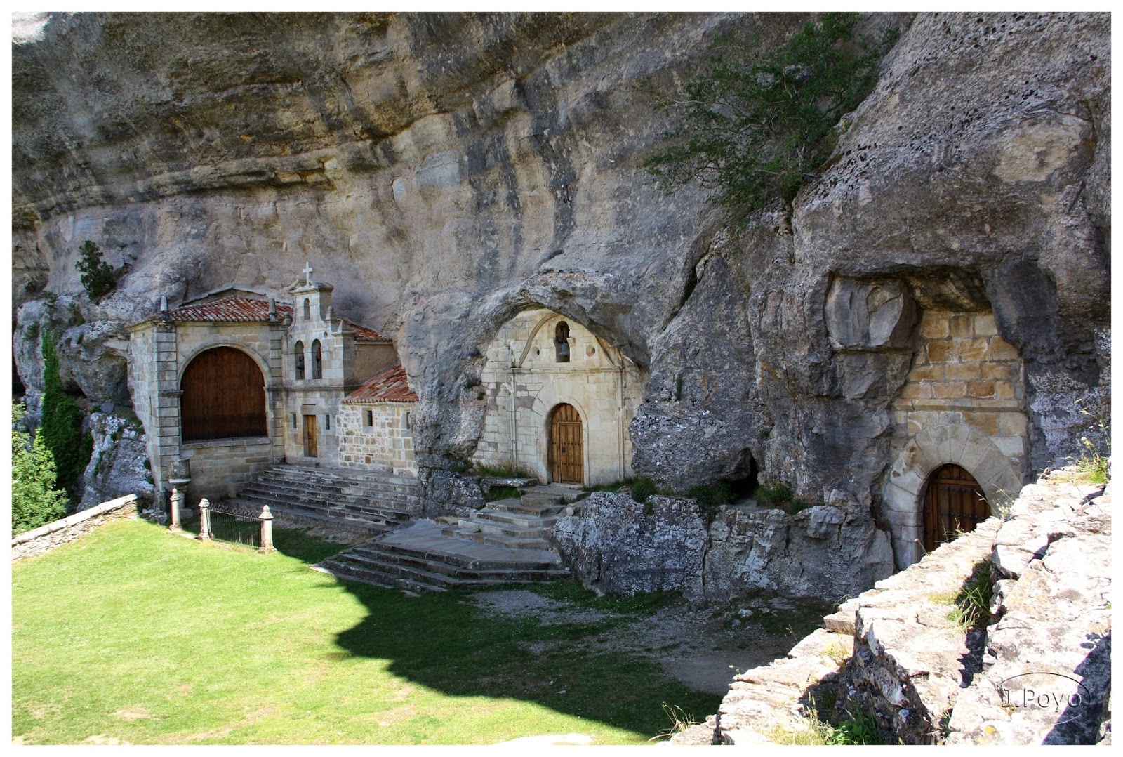 Ojo Guareña