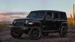 jeep wrangler gladiator altitude 2021 mojave unlimited edition trim models chicago level debutan lujosos features adds reveals most lussuoso road