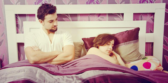 Jangan Telat! Ini Tanda Si Dia Mulai Bosan Dengan Hubungan Kalian Jangan Telat! Ini Tanda Si Dia Mulai Bosan Dengan Hubungan Kalian