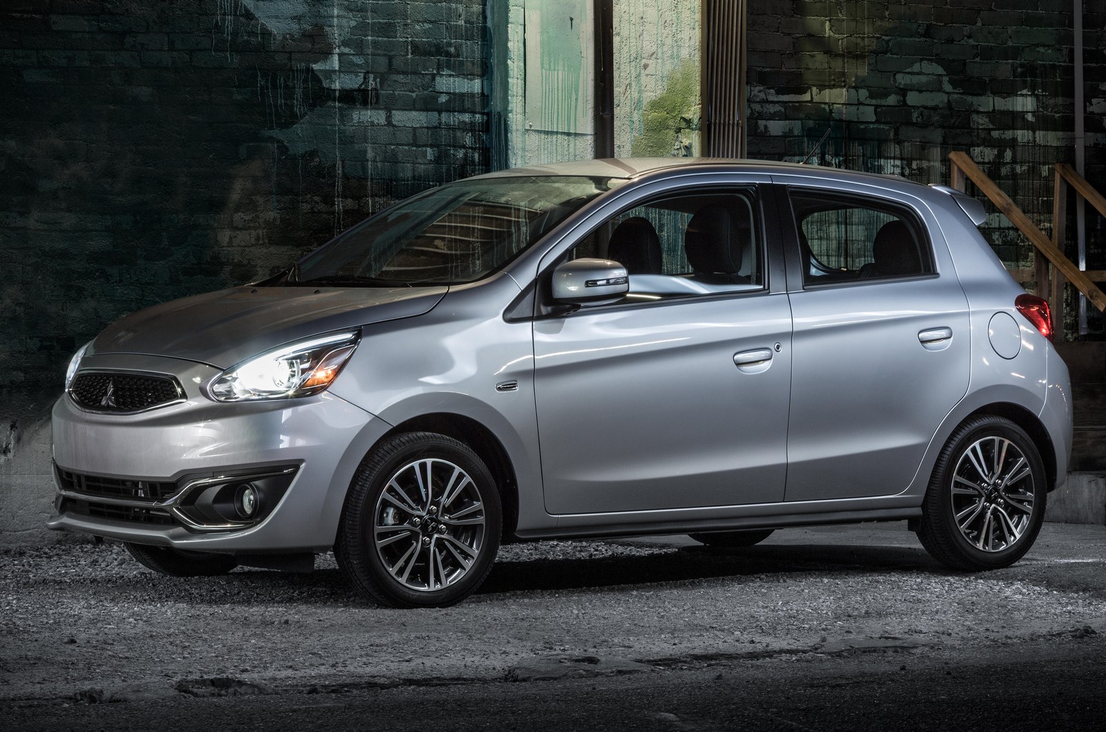 Mitsubishi Mirage Mirage G4 2018 Kini Punya Fitur Yang Lebih Baik Mitsubishi Mirage Mirage G4 2018 Kini Punya Fitur Yang Lebih Baik