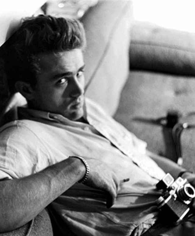 20 Interesting Vintage Photos Prove That James Dean Was Also a Good