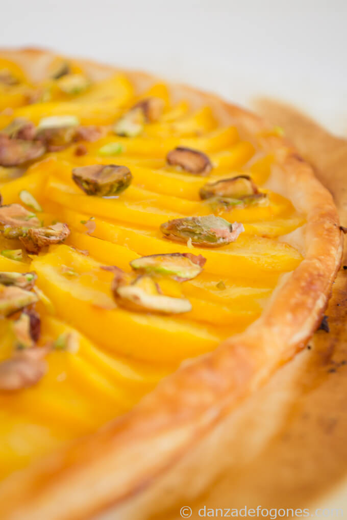 peach pistachio tart peach pistachio tart