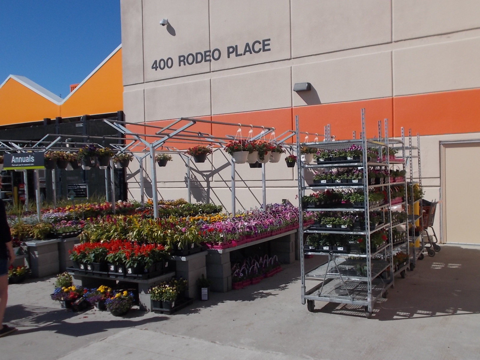 BOBBA CAPS DOXOLOGY JUN 5, 21 .. PATTI'S FLOWERS .. SUMMER 2021