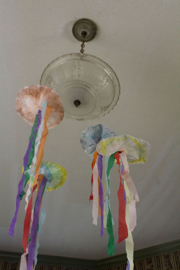 Make Your Own Simple Colorful Coffee Filter Jellyfish Craft Life with