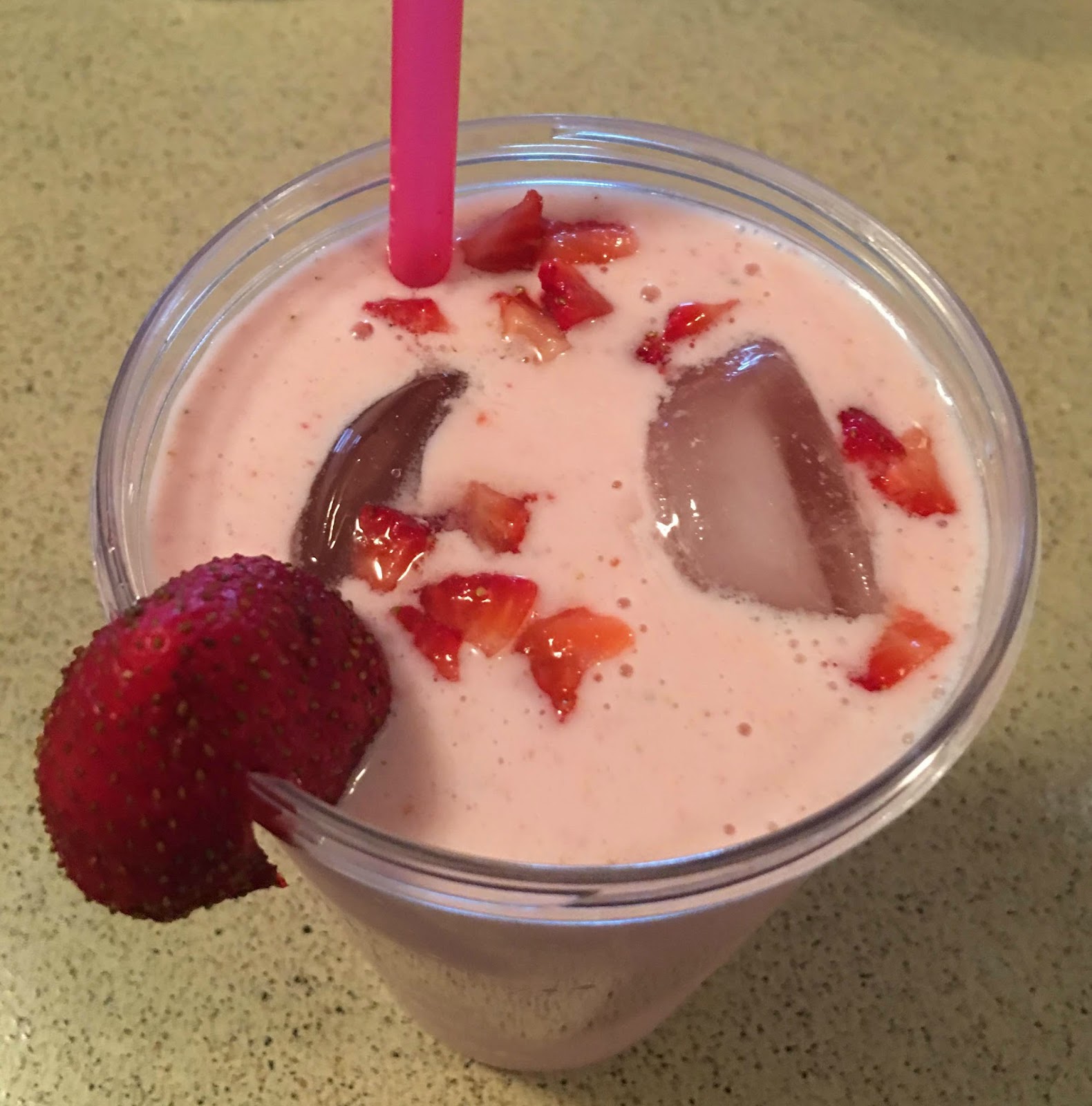 DeliciousandBeautifull Strawberry Lassi