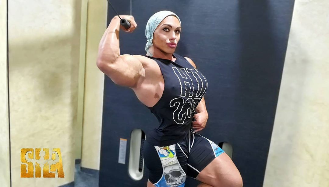Amazonka Nataliya Kuznetsova With Crazy Muscular Body Larger Than Men Bodyb...