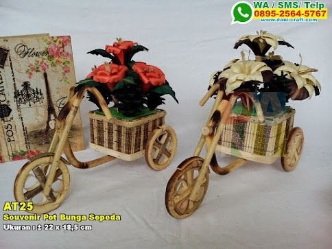 Souvenir Pot Bunga Sepeda Souvenir Pot Bunga Sepeda