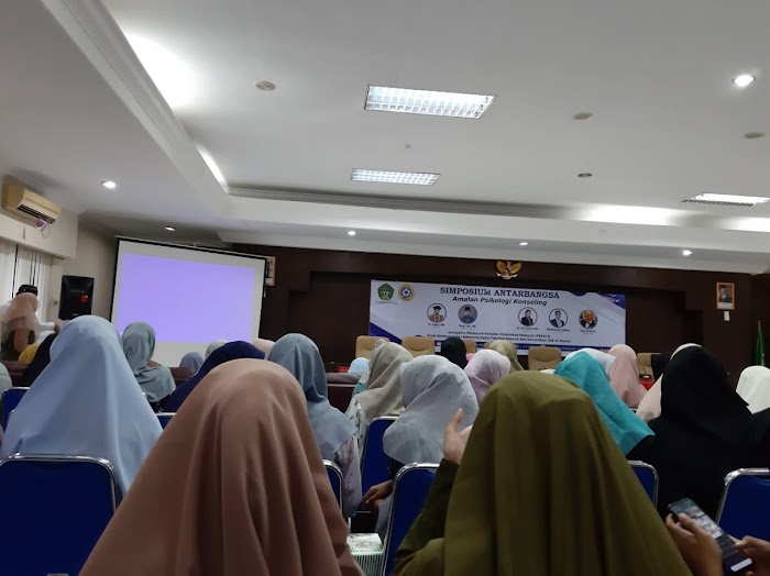 Peserta Perempuan Dominasi Simposium Antarbangsa Prodi BKI UIN Ar-Raniry