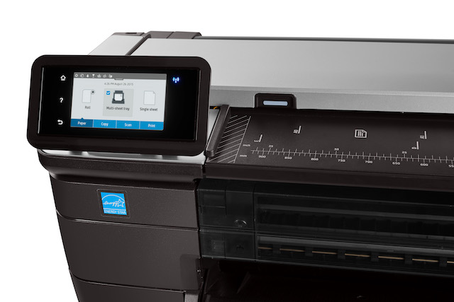 Intuitive touchscreen offers realistic print preview and document cropping