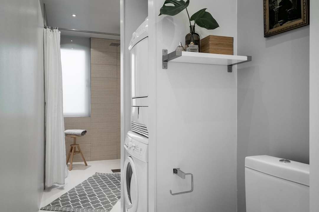 SIMPLEMENT DÉCONTRACTÉ