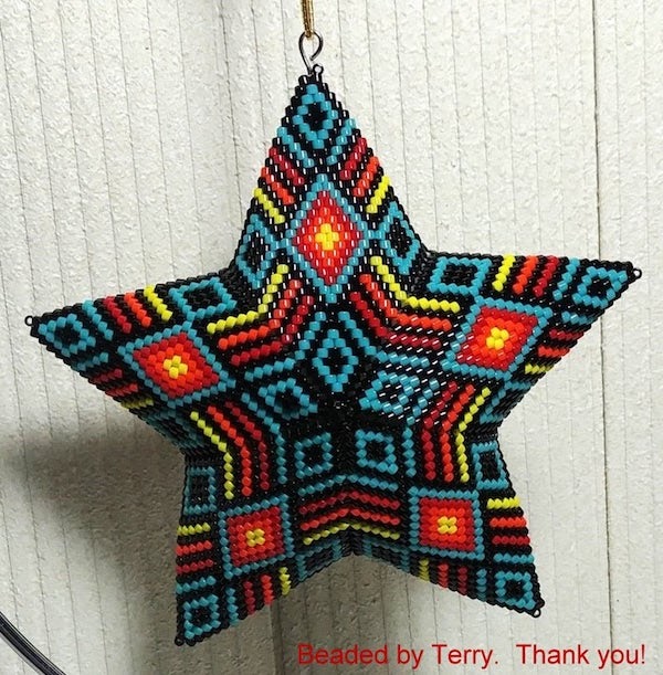 Lovely Peyote Beadwork Patterns and Tutorials by BeadingWithBugs / The