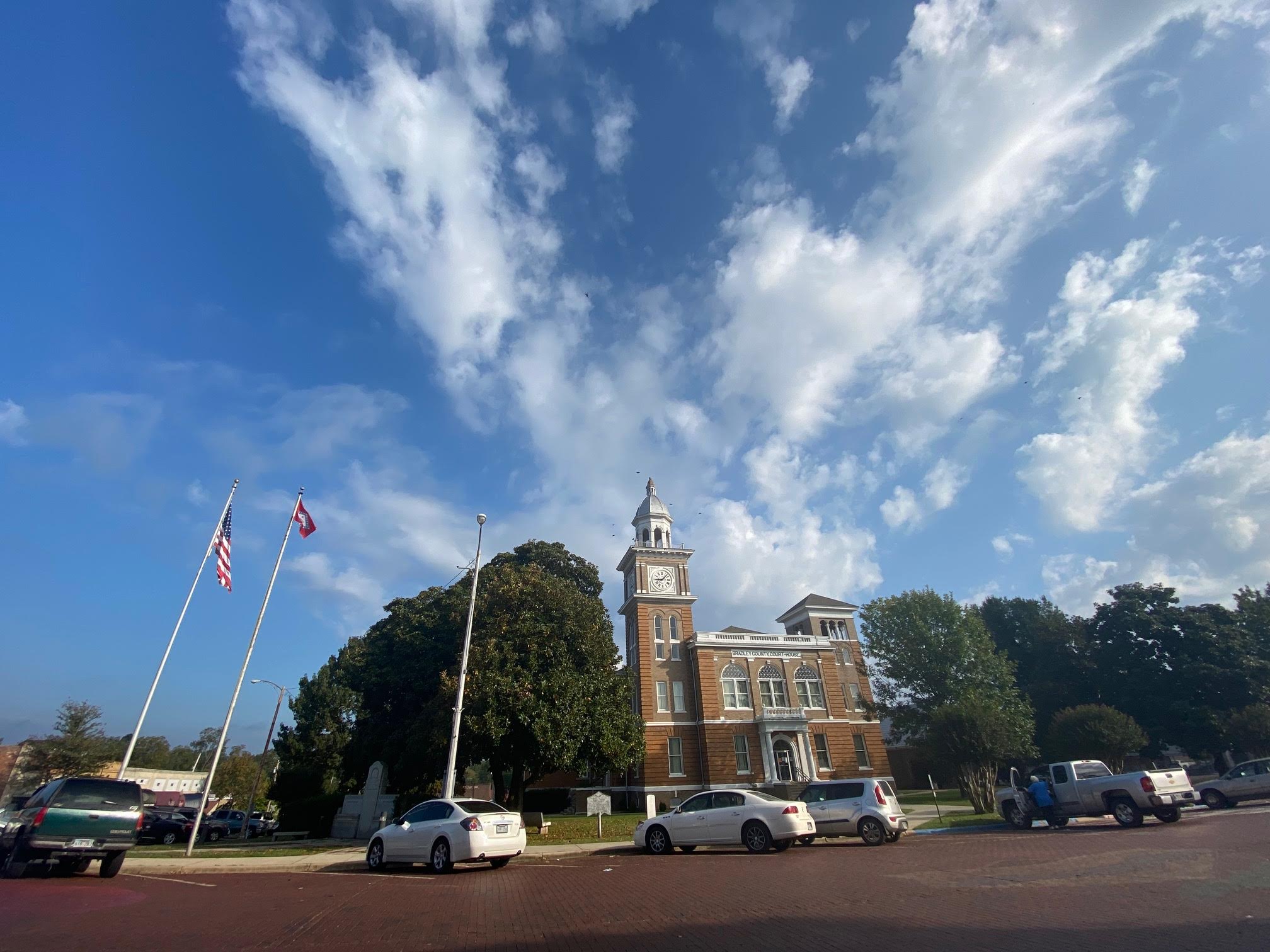 Saline River Chronicle News: Bradley County looking into building a