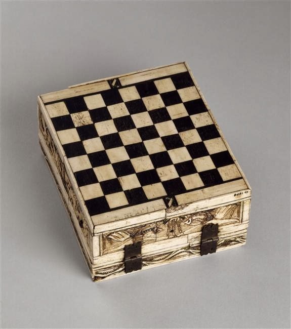 Carolingi XIV Chess Pieces  Chess pieces, Chess board, Medieval chess set