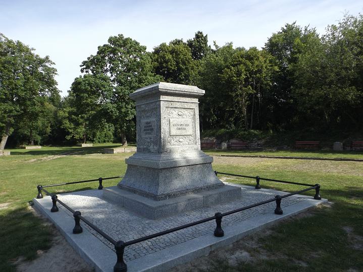 Adamas w trasie In silentio et spe fortitudo mea