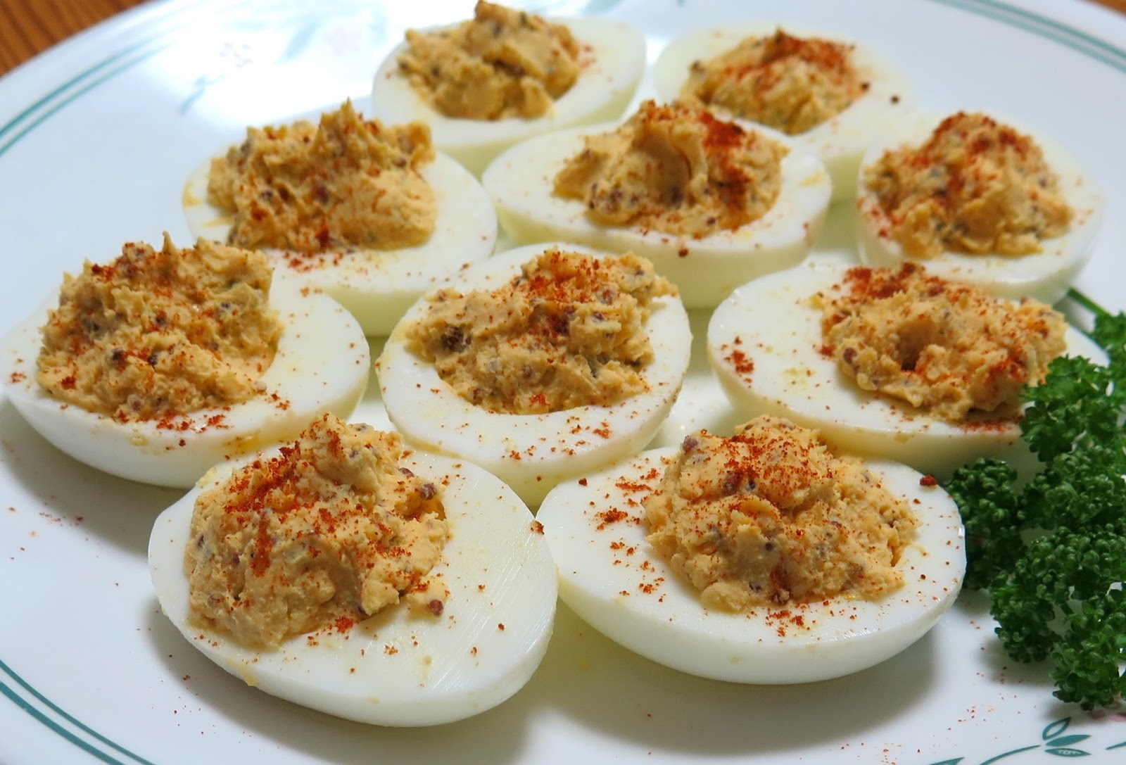 Recipes for Denny: Simple Deviled Eggs