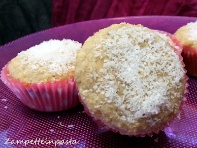 Muffin al cocco senza glutine e senza uova - Ricetta senza glutine