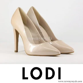 Queen Letizia wore LODI Saray Pumps