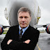 Bruce Dickinson explica como relaciona la aviación con la música