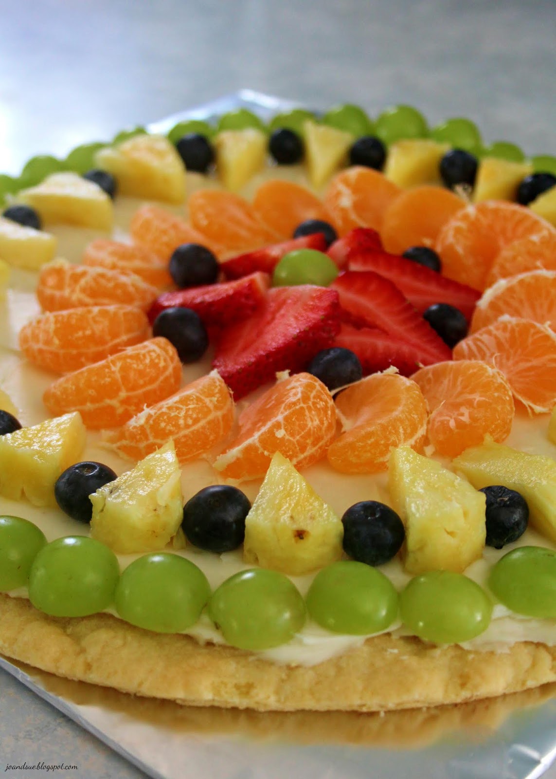 Jo and Sue: Fruit Pizza