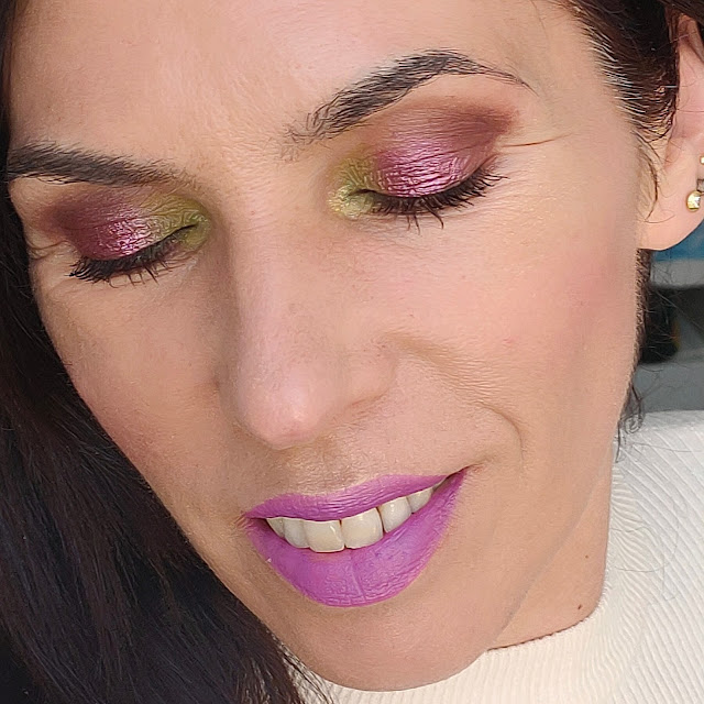 verde y morado Cuatro maquillajes con LETHAL COSMETICS 09