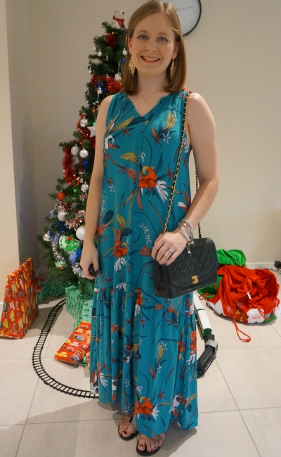 tropical christmas outfit