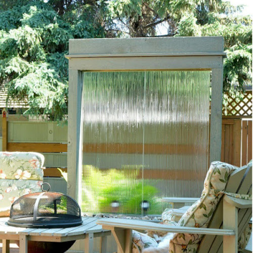 DIY Outdoor Water Wall Privacy Screen