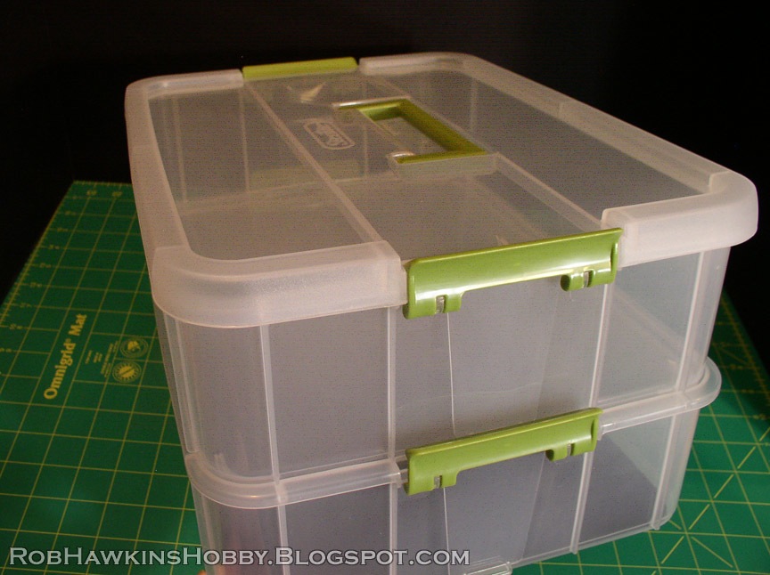 2-Tiered Magnetic Miniature Carrying Case for Under $50 CDN : r