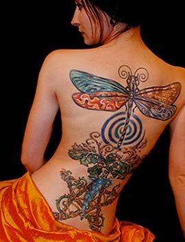Tatuagem libelula - Mulheres tatuadas