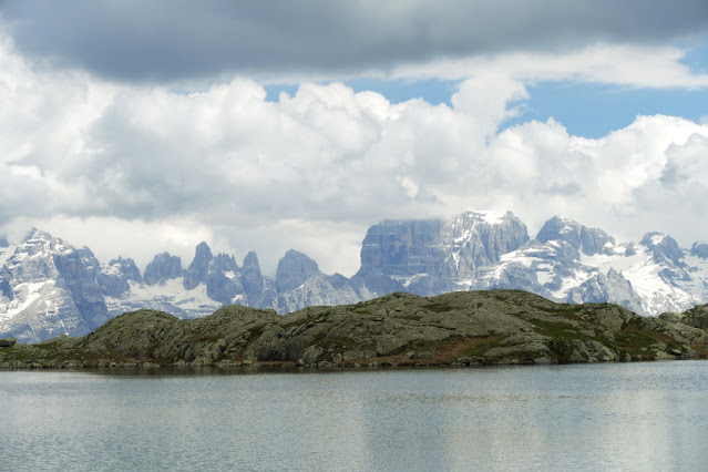 rifugio segantini lago nero val nambrone