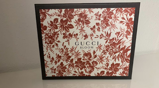 Gucci zeigt in den Verpackung die Handwerkskunst der Mode