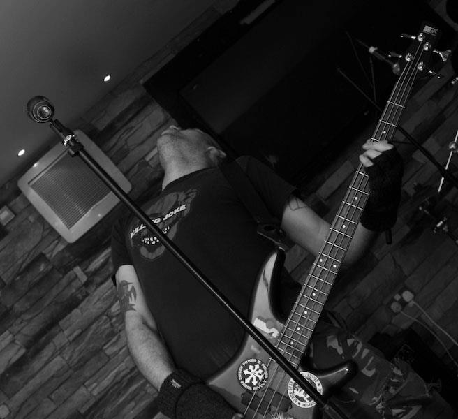 Braxton Hicks GIG Bar Uno, Bangor