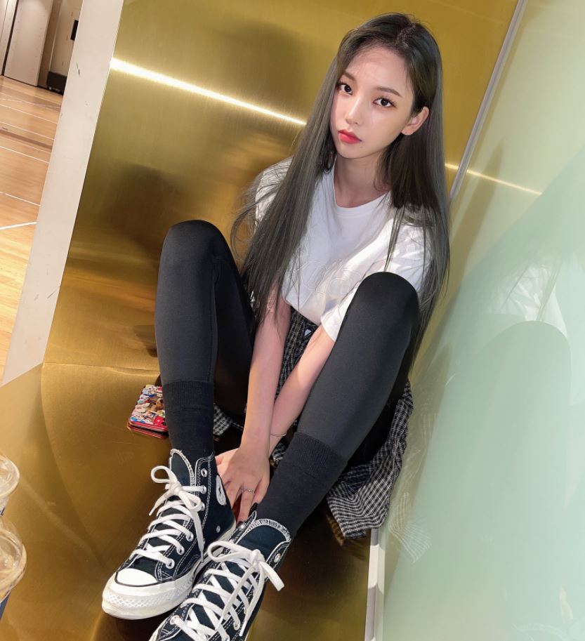 Aespa Karina's practice room photos become a hot topic - DAILY NAVER