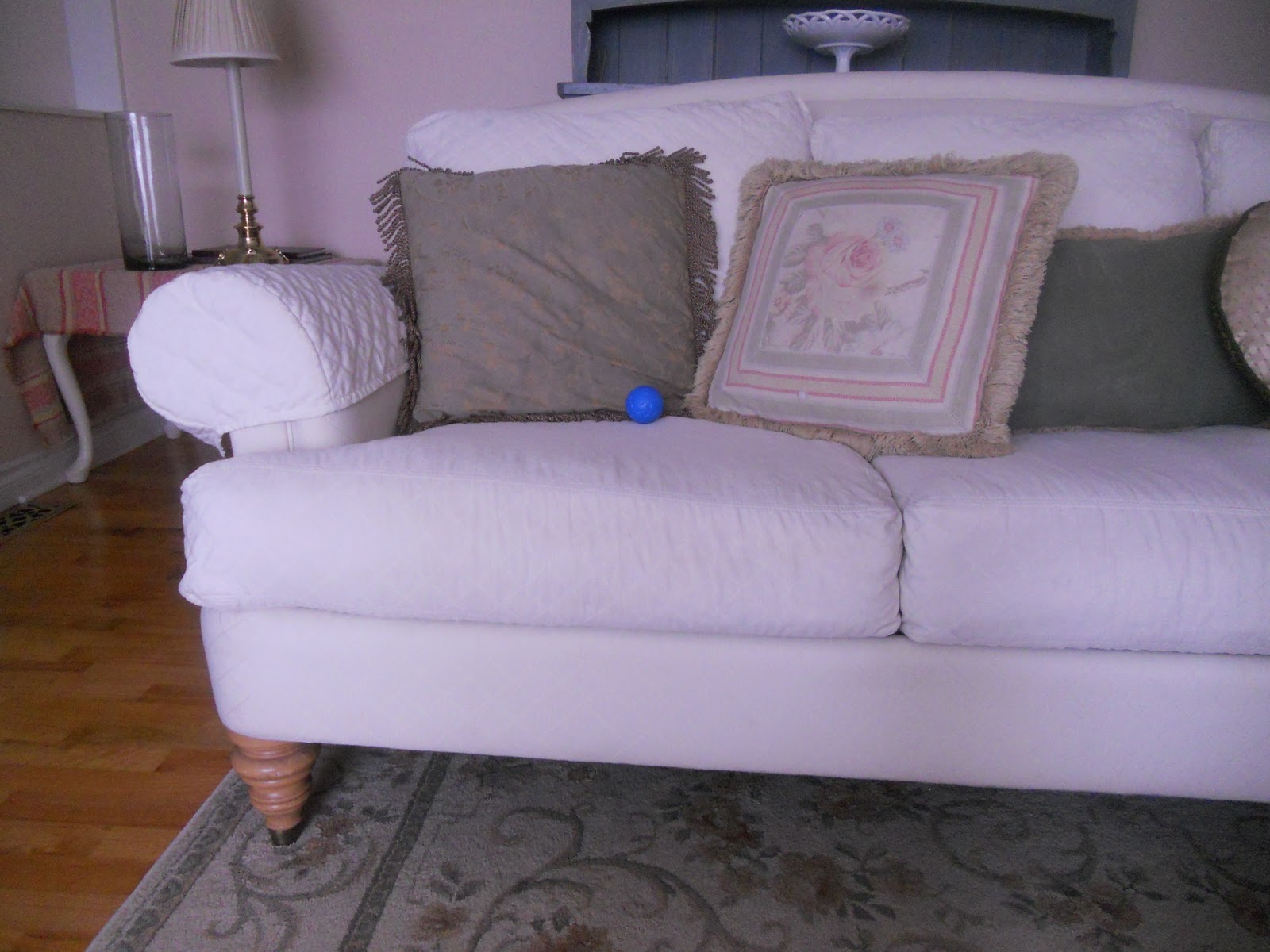 Fundamentals and Fripperies NewtoUs Sofas AND Craigslist Furniture Buying Tips