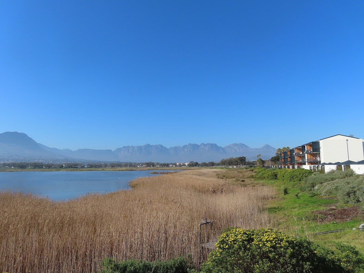 X FACTOR PROPERTY SHOWCASE PAARDEVLEI, SOMERSET WEST, WESTERN CAPE