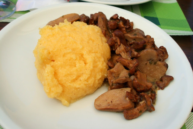 Funghi con polenta al Rifugio Col de Varda