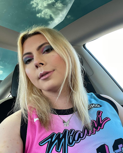 Casey Blake Most Beautiful Transgender Makeup Youtuber TG Beauty