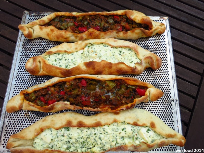 WesFood - Herr Westerhausen kocht ...: Pide mit Hackfleisch